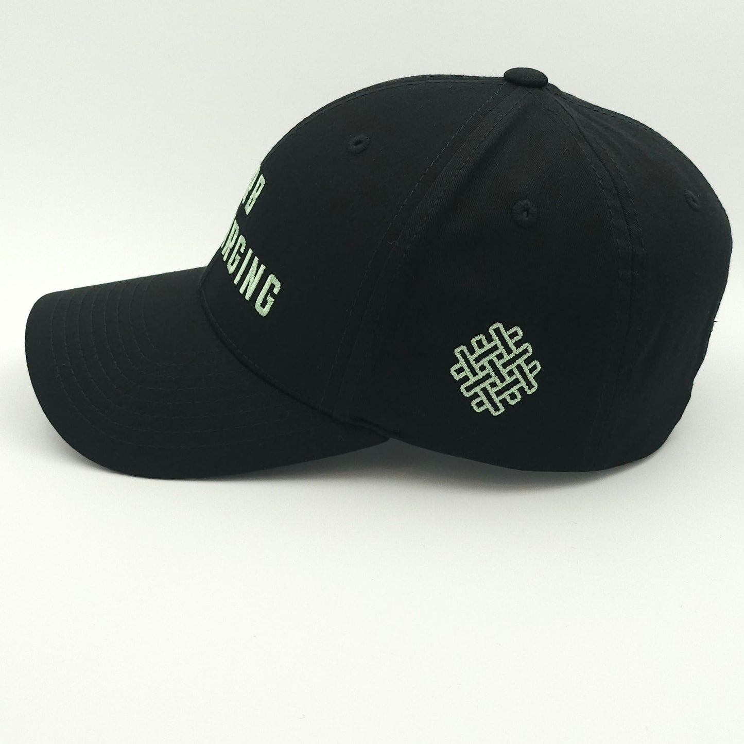 brb recharging - classic snapback - black