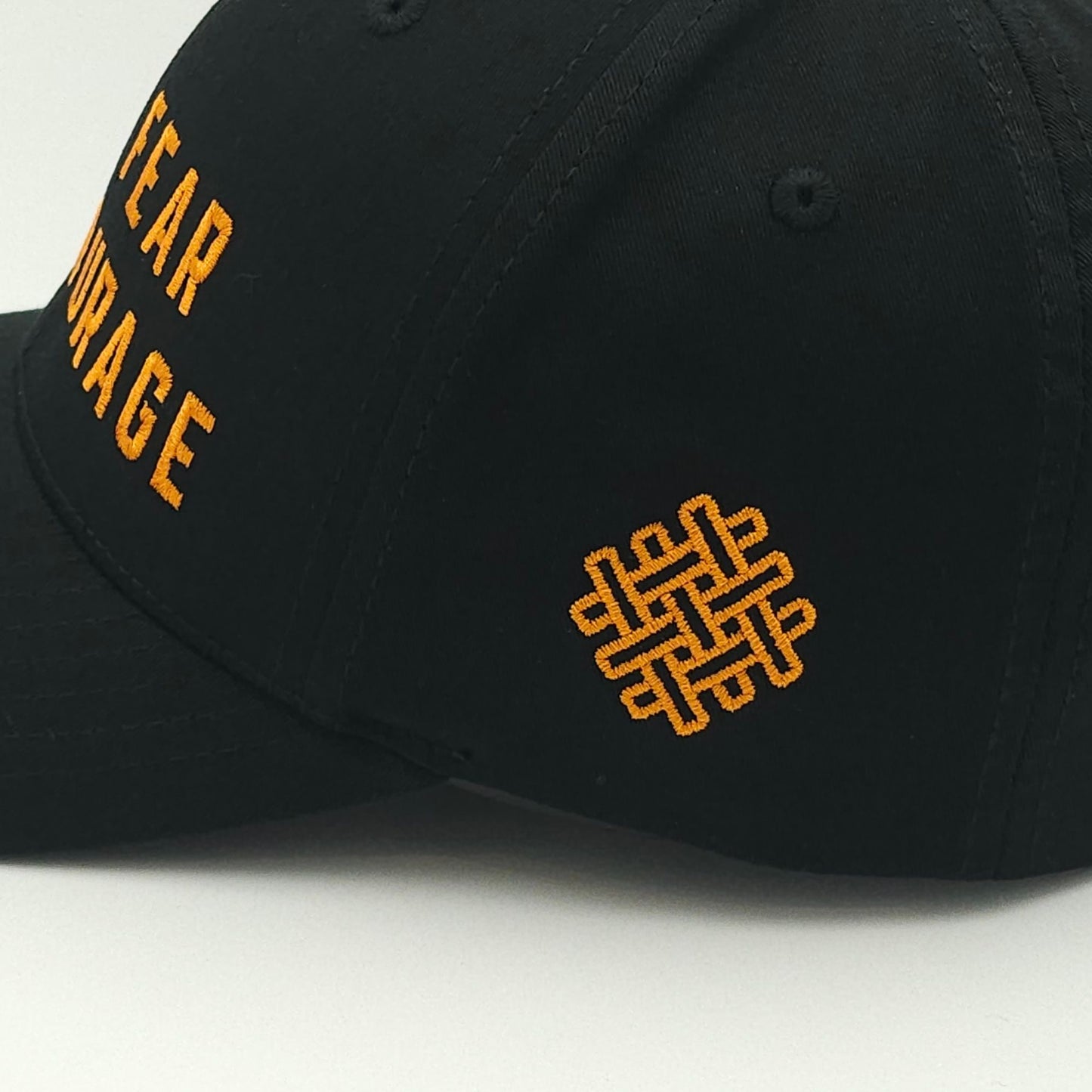 feel fear find courage - classic snapback - black