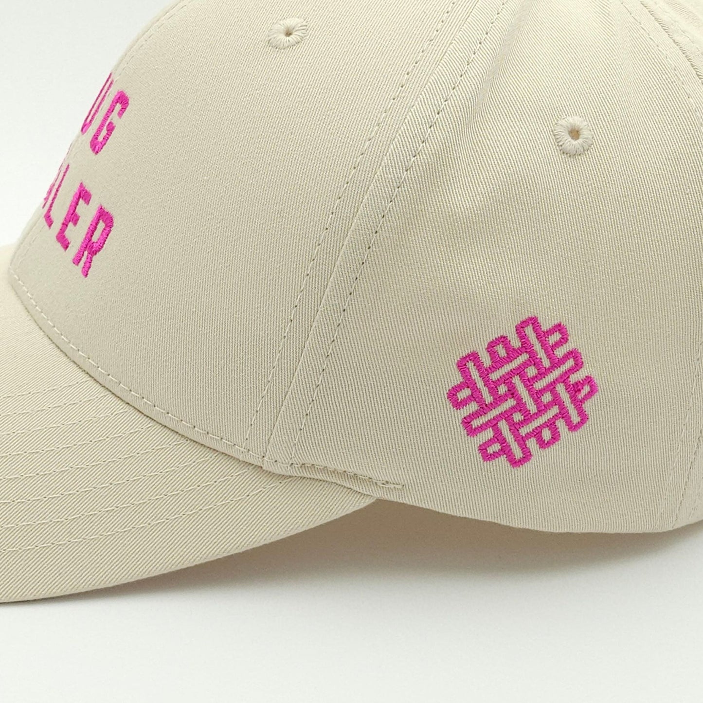 hug dealer - classic snapback - beige